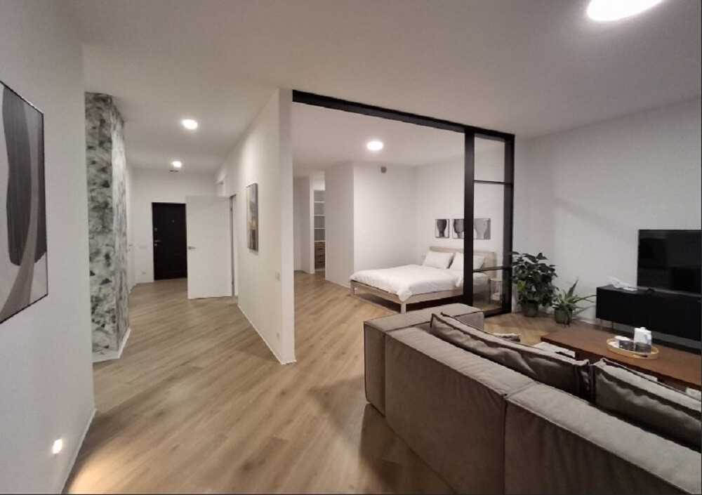 Аренда 3-комнатной квартиры 103 м², Авиаконструктора Антонова ул., 2б