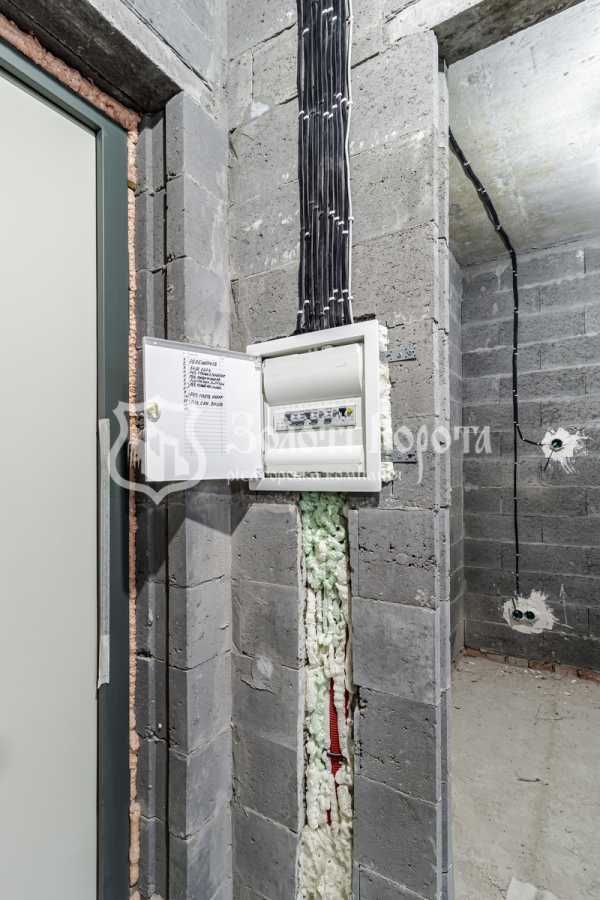 Продажа 1-комнатной квартиры 42.8 м², Вавиловых ул., 11