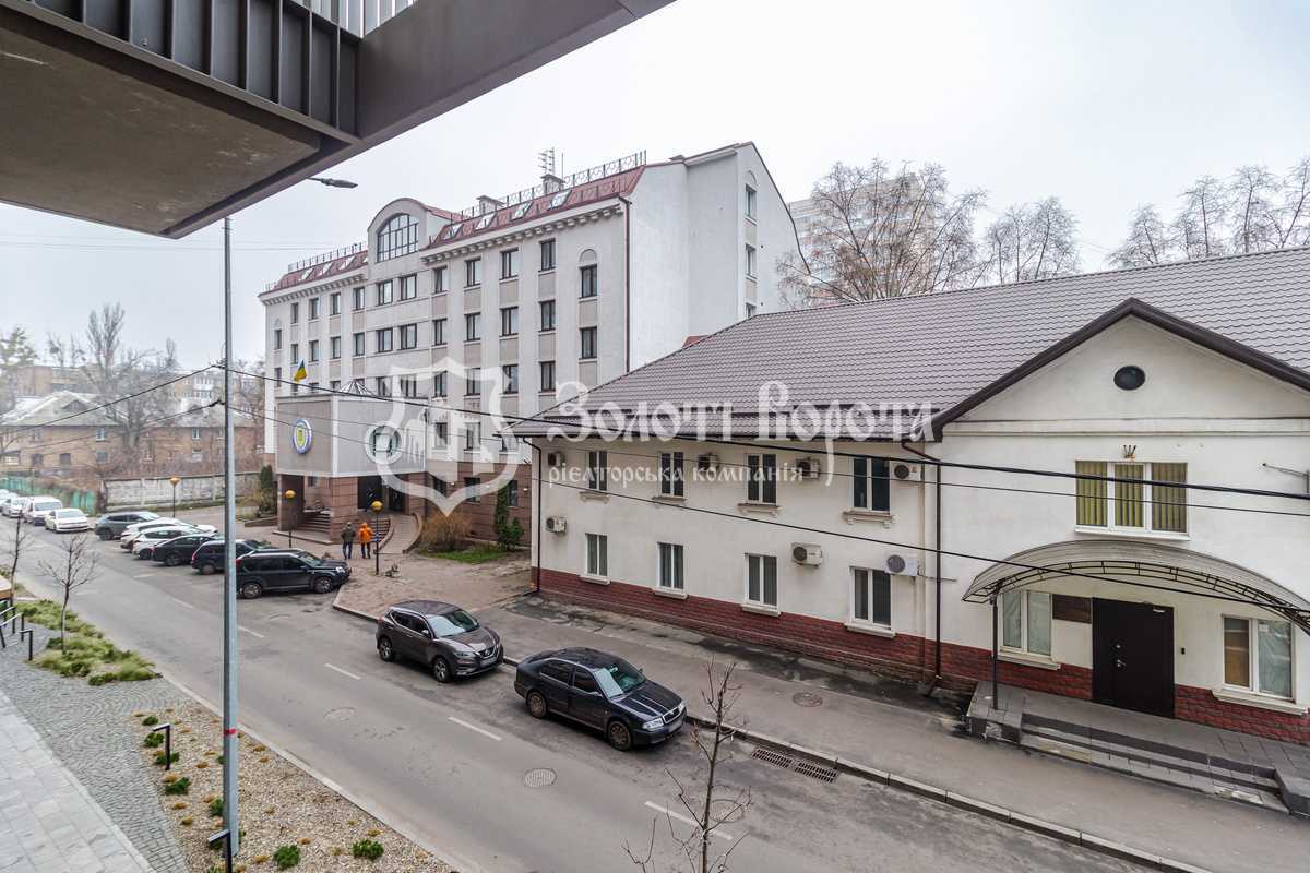 Продажа 1-комнатной квартиры 42.8 м², Вавиловых ул., 11