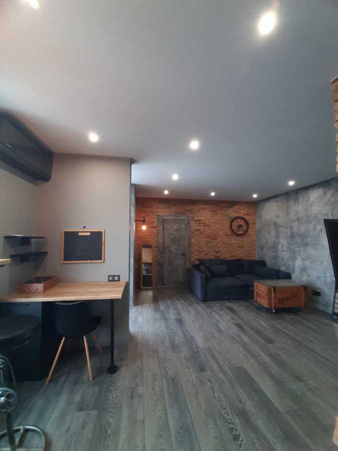 Продаж 1-кімнатної квартири 44 м², Воскресенська вул., 18-Б