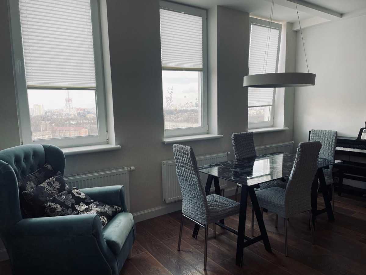 Аренда 4-комнатной квартиры 127 м², Рижская ул., 73г