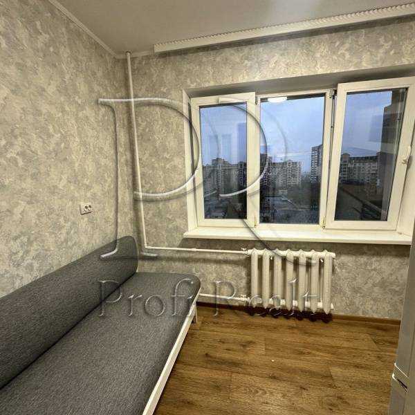 Продаж 1-кімнатної квартири 31 м², Булгакова вул., 8