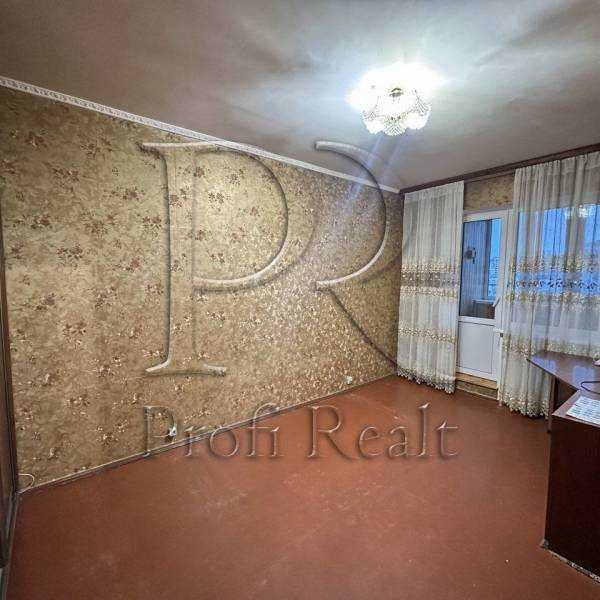 Продаж 1-кімнатної квартири 31 м², Булгакова вул., 8