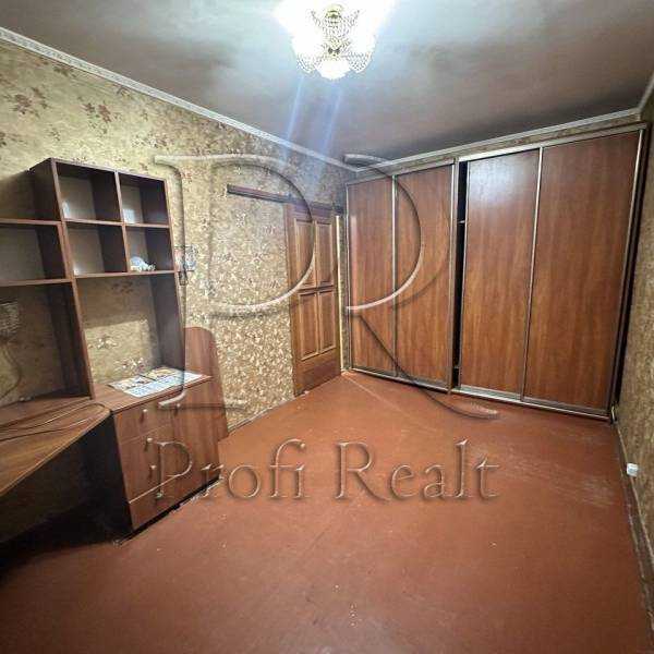 Продаж 1-кімнатної квартири 31 м², Булгакова вул., 8