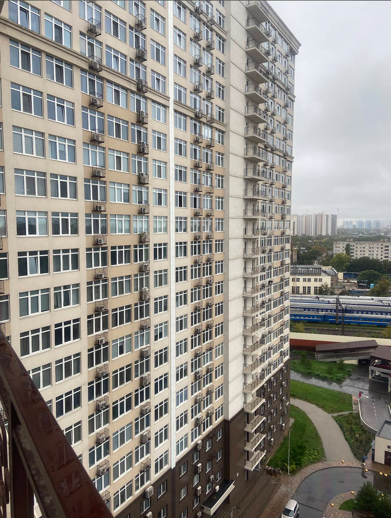 Продаж 2-кімнатної квартири 44 м², Басейна вул., 6А