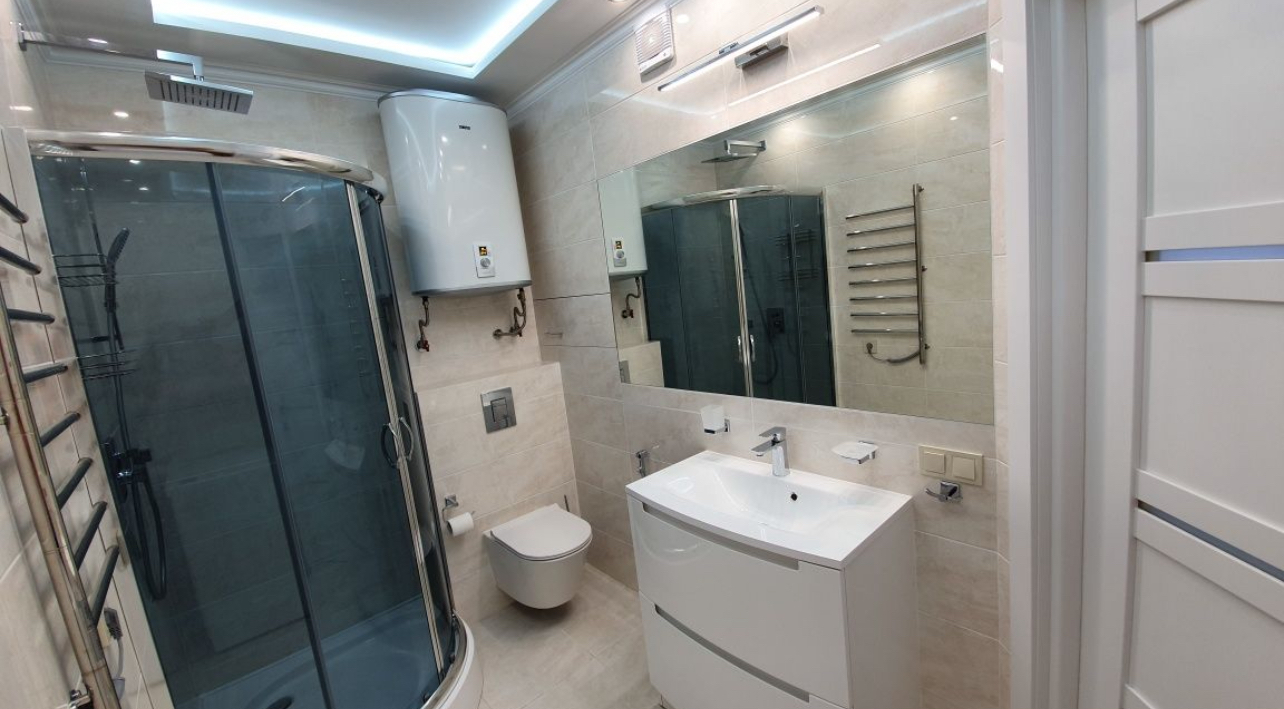 Продаж 2-кімнатної квартири 44 м², Басейна вул., 6А