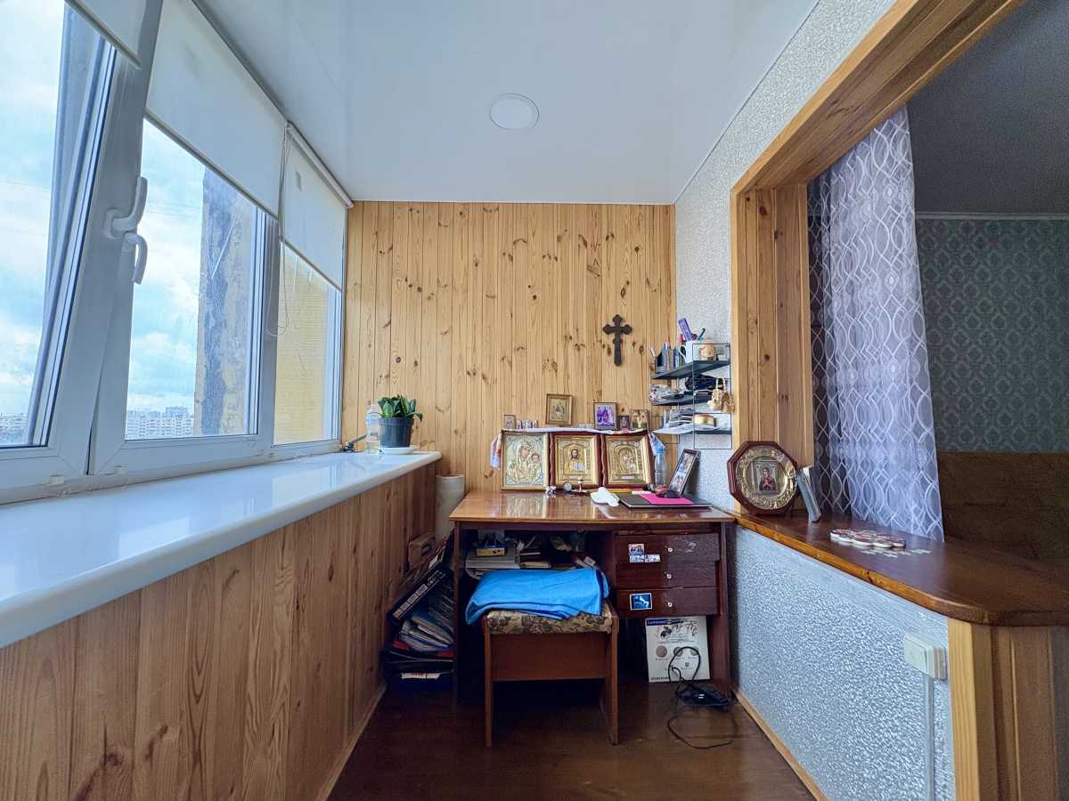 Продаж 2-кімнатної квартири 59 м², Миколи Закревського вул., 5