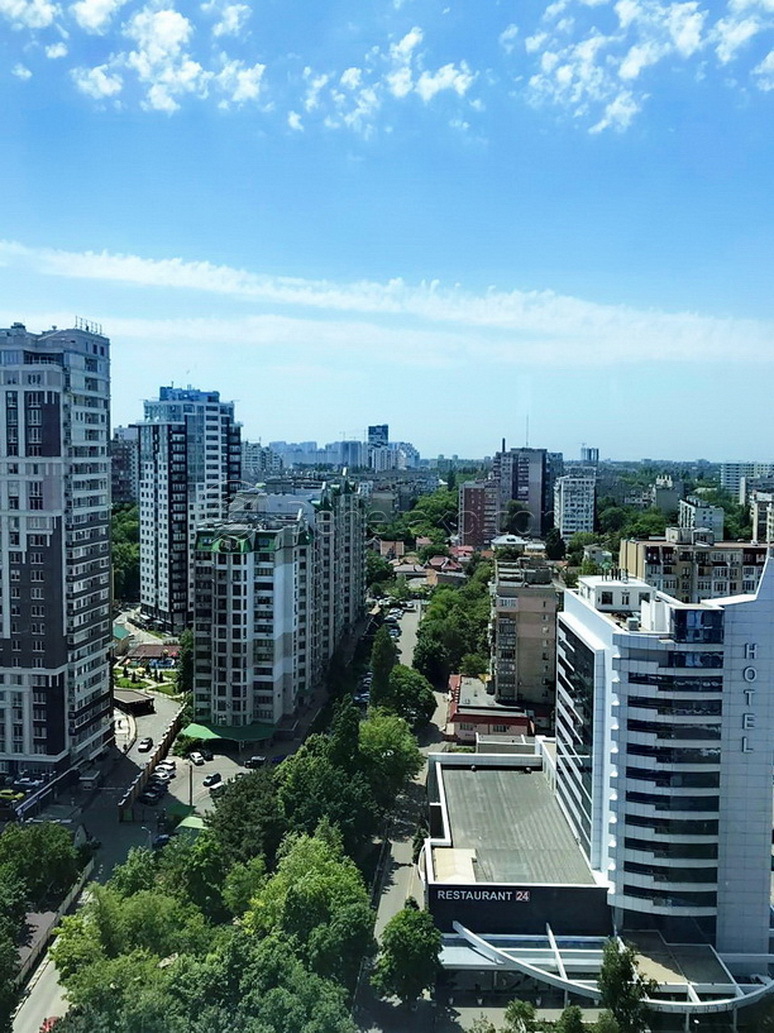 Оренда 3-кімнатної квартири 72 м², Генуэзская вул., 3Б