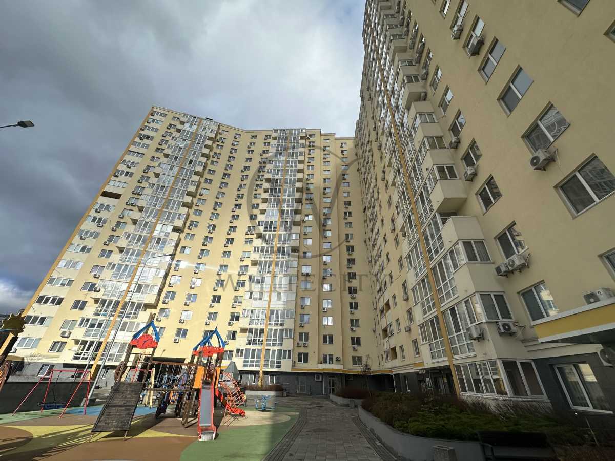 Продаж 2-кімнатної квартири 85.9 м², Новомостицька вул., 15