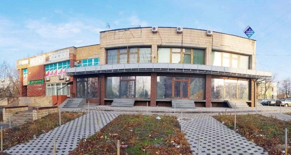 Аренда торгового помещения 90 м², Радужная ул.