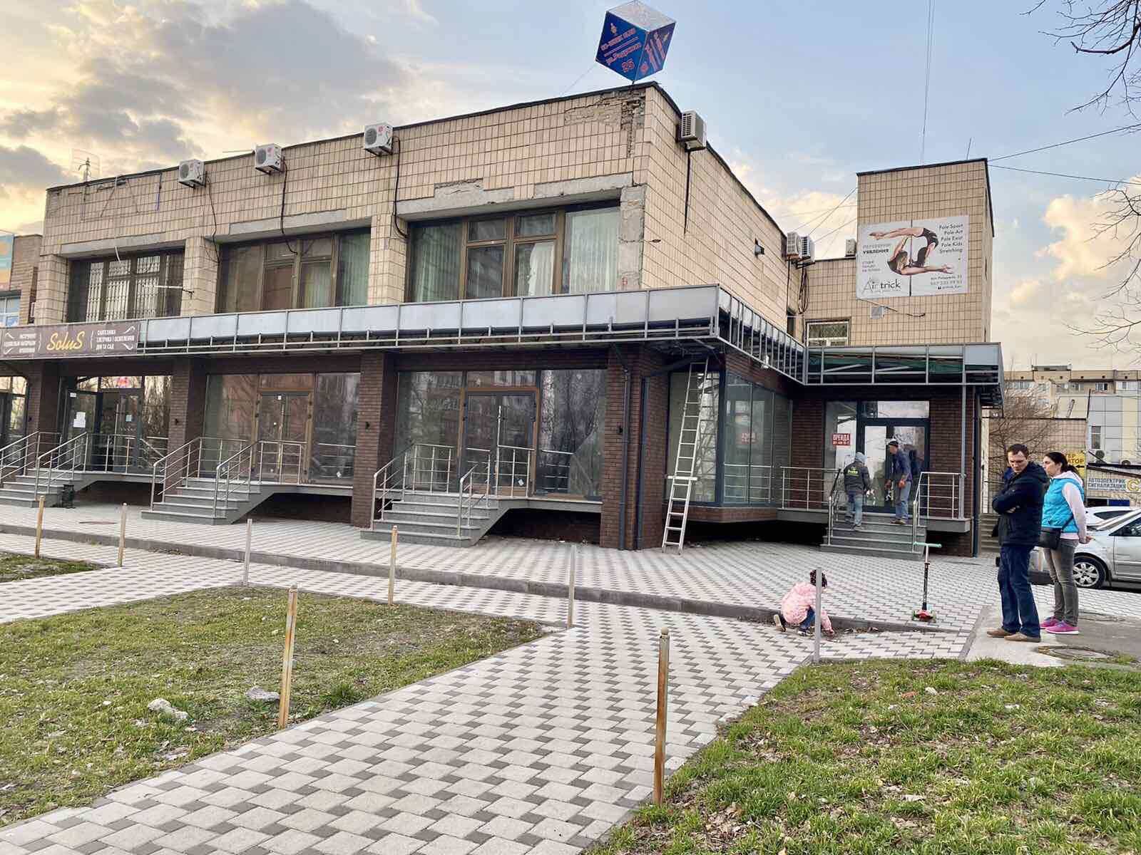 Аренда торгового помещения 90 м², Радужная ул.