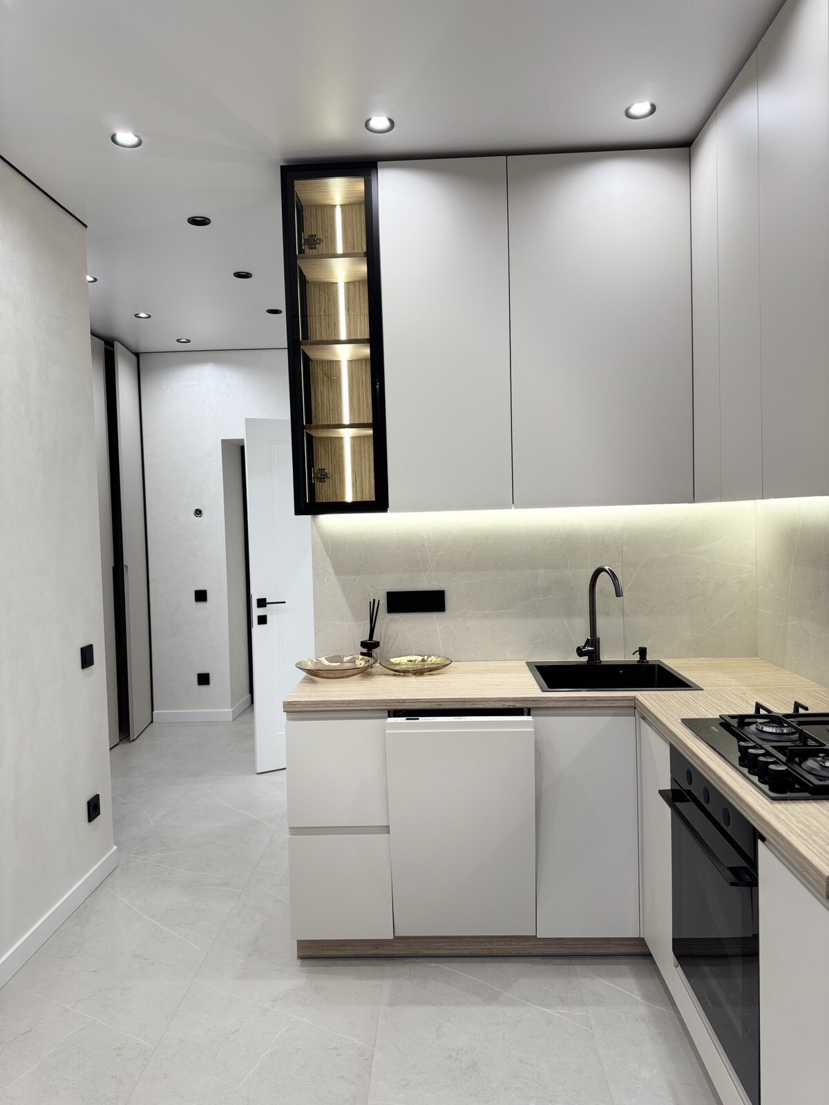 Продаж 1-кімнатної квартири 38 м², ЖК Софія Резіденс, Будинок 22 (Радісна, 6)