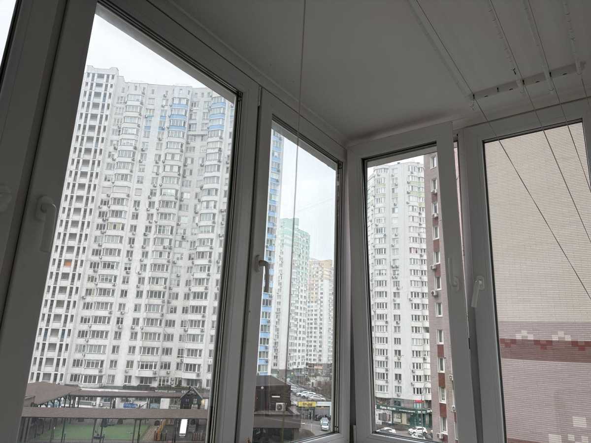 Аренда 2-комнатной квартиры 76 м², Ревуцкого ул., 13