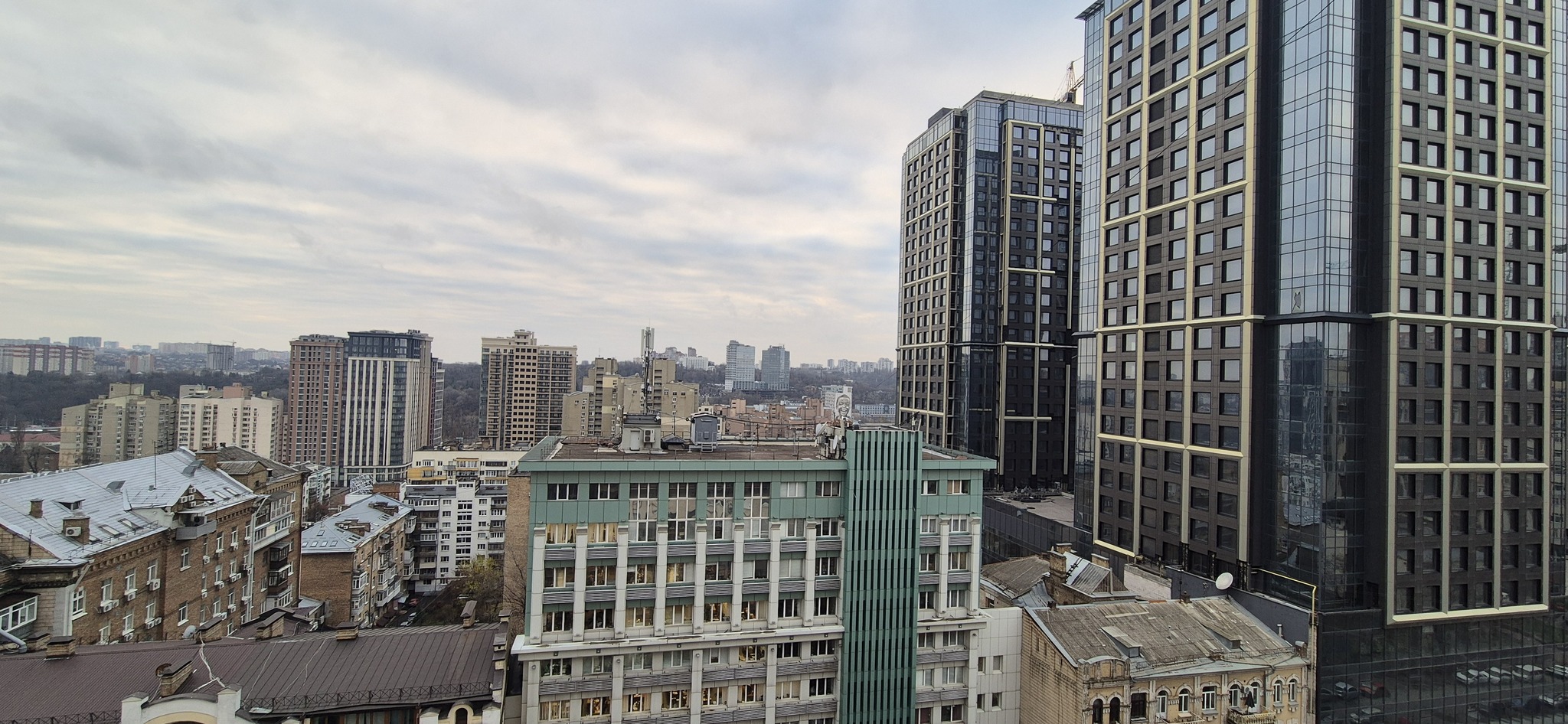 Аренда 3-комнатной квартиры 90 м², Предславинская ул., 25