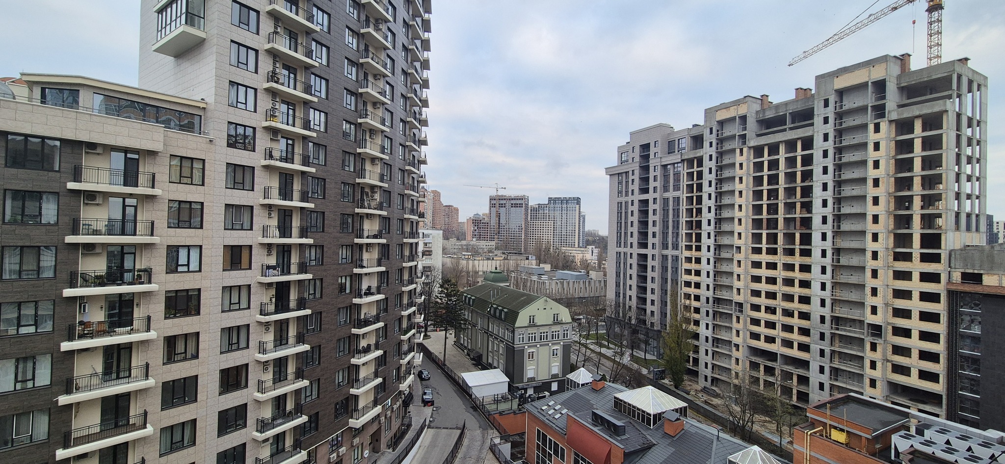 Аренда 3-комнатной квартиры 90 м², Предславинская ул., 25