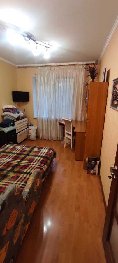 Продажа 3-комнатной квартиры 74 м², Тополь 1 ул., 15