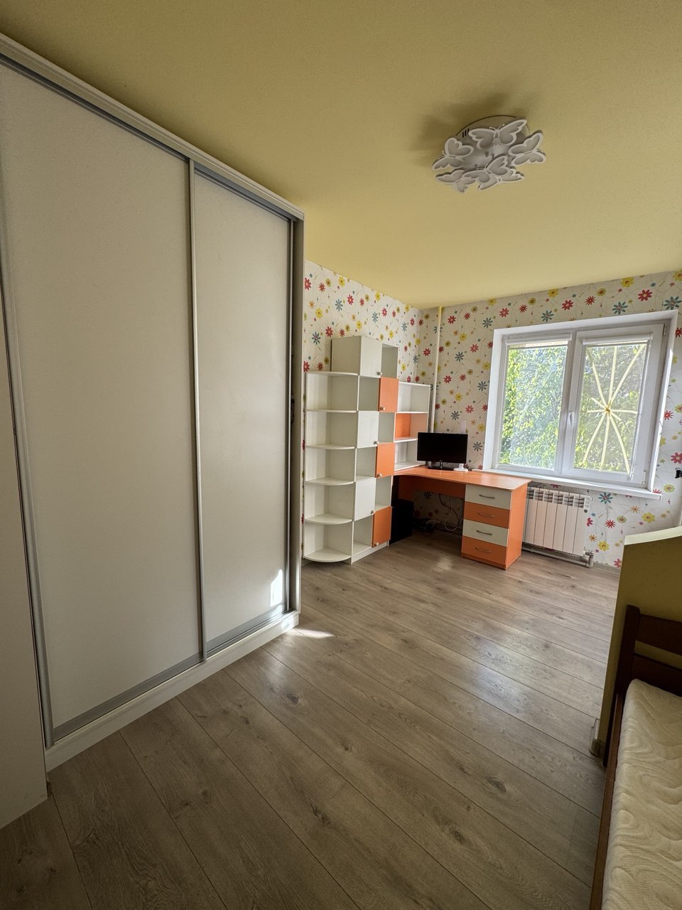 Продажа 4-комнатной квартиры 85 м², Донецкое шоссе