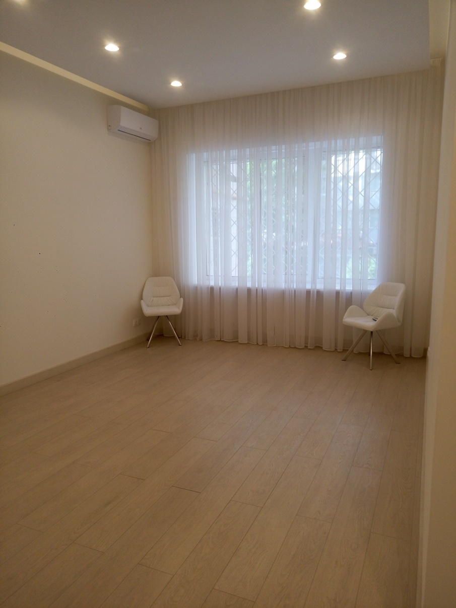 Продажа офиса 350 м², Печенежская ул., 16