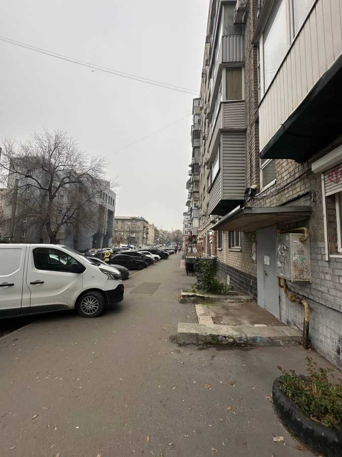 Продажа 3-комнатной квартиры 64 м², Староказацкая ул., 41/43