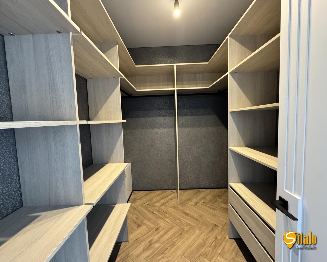 Продажа дома 180 м², 1-я Озерная ул.