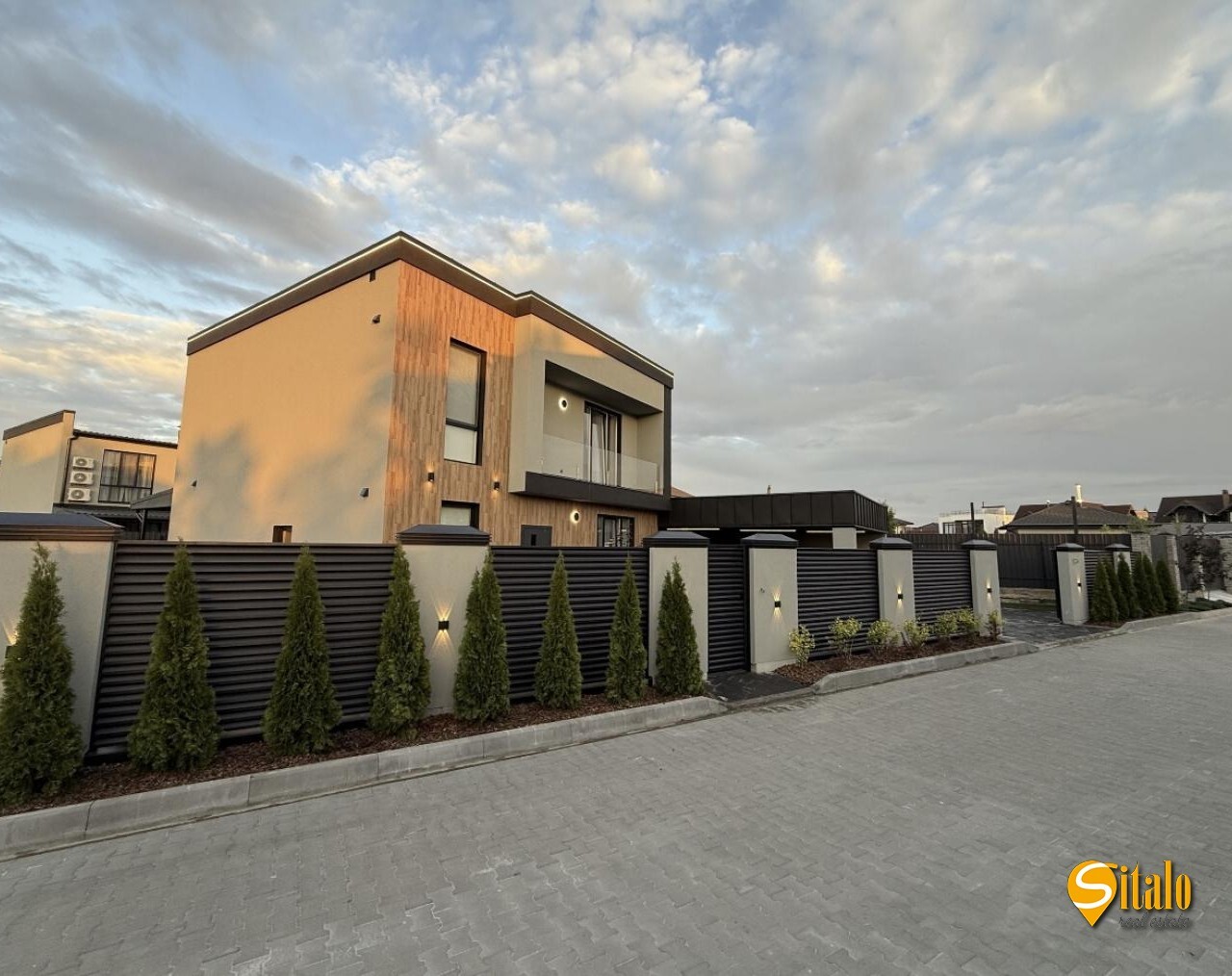 Продажа дома 180 м², 1-я Озерная ул.