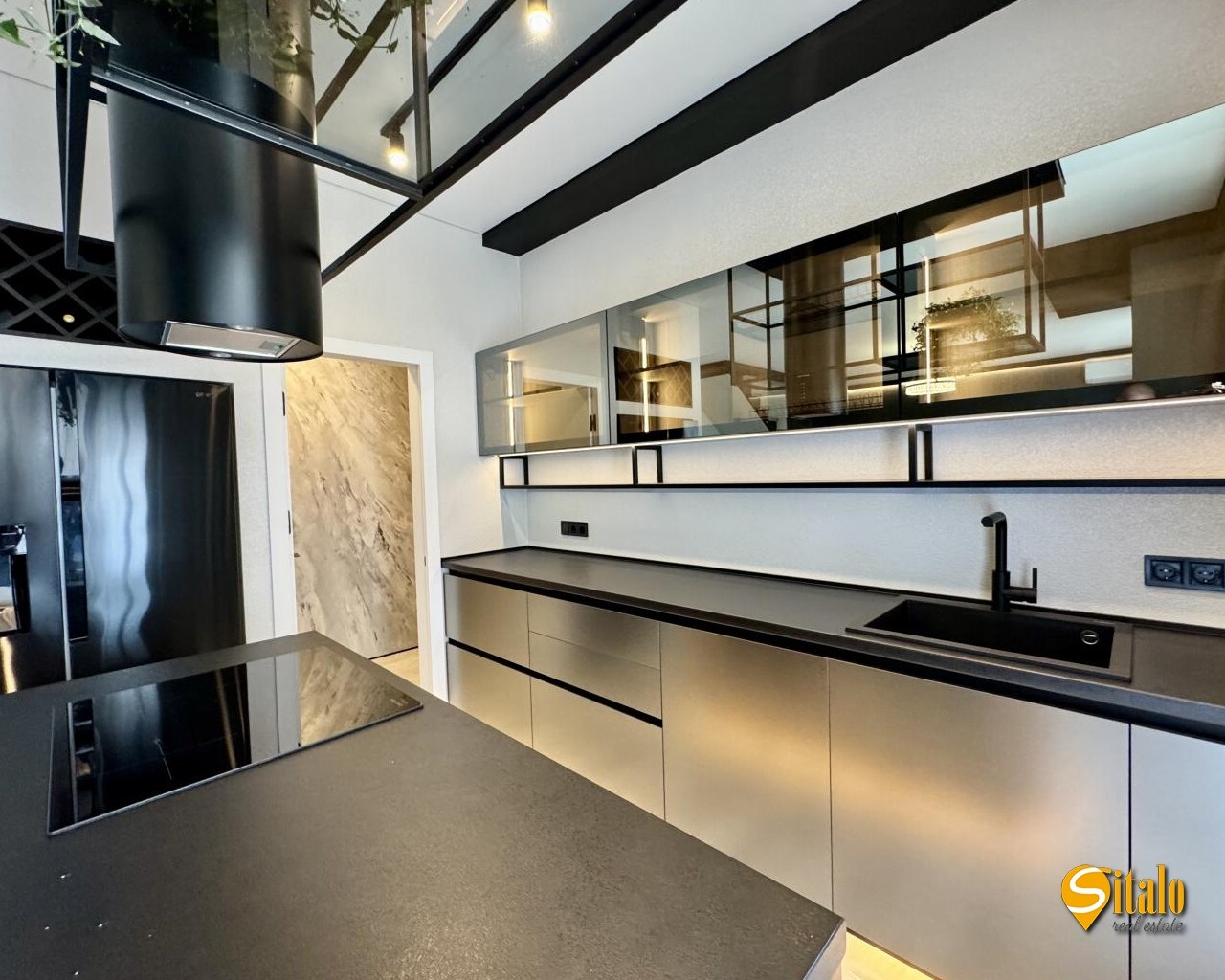 Продажа дома 180 м², 1-я Озерная ул.