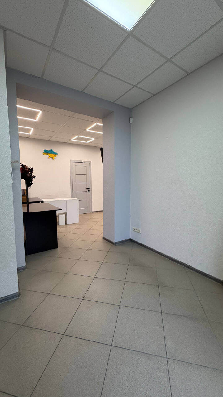 Продаж приміщення вільного призначення 40 м², Льва Толстого вул., 81