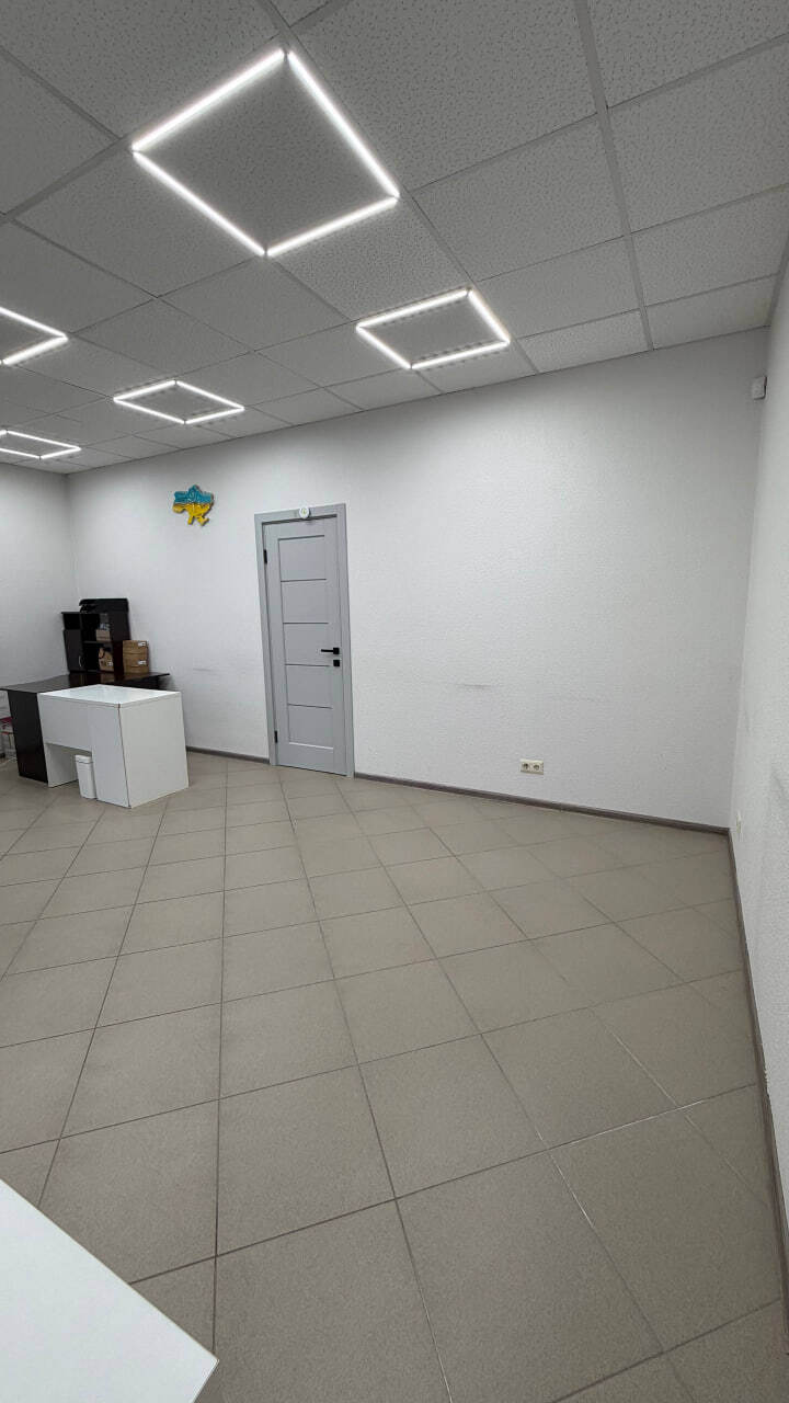 Продаж приміщення вільного призначення 40 м², Льва Толстого вул., 81