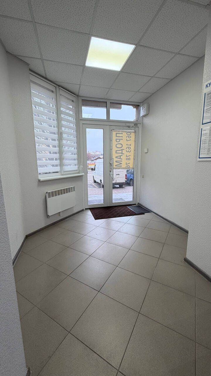 Продаж приміщення вільного призначення 40 м², Льва Толстого вул., 81