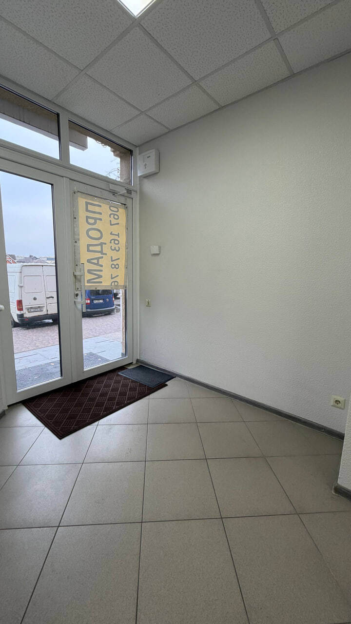 Продаж приміщення вільного призначення 40 м², Льва Толстого вул., 81