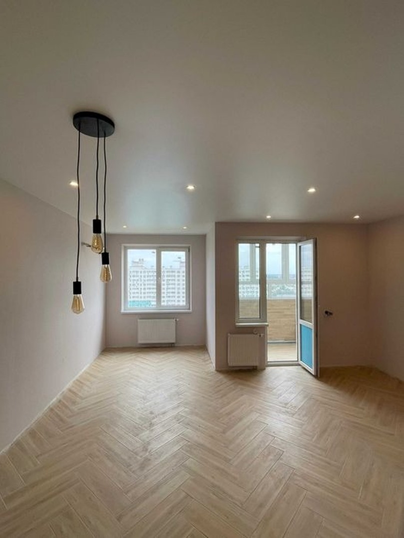 Продаж 1-кімнатної квартири 37 м²