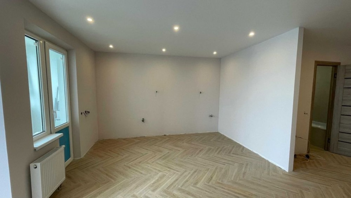 Продаж 1-кімнатної квартири 37 м²