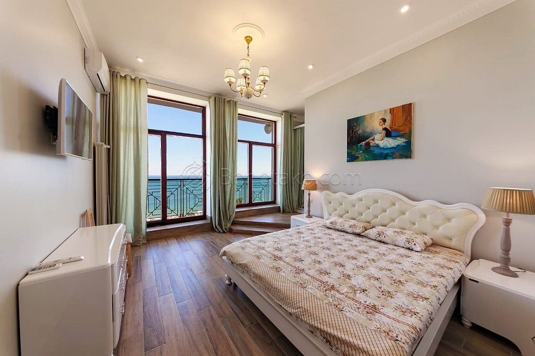 Аренда 3-комнатной квартиры 150 м², Гагаринское Плато ул., 5/3