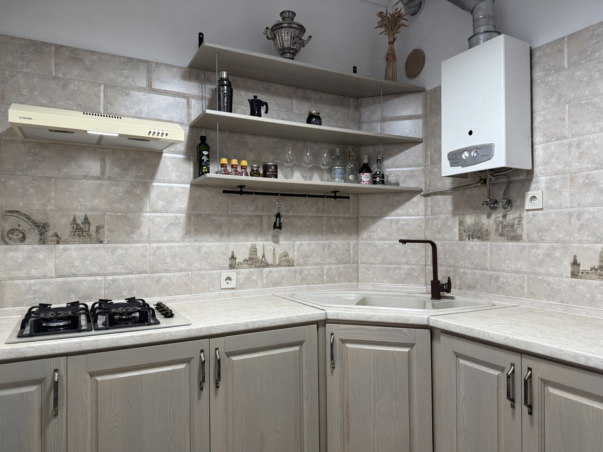 Аренда 2-комнатной квартиры 54 м², Александра Поля просп., 14