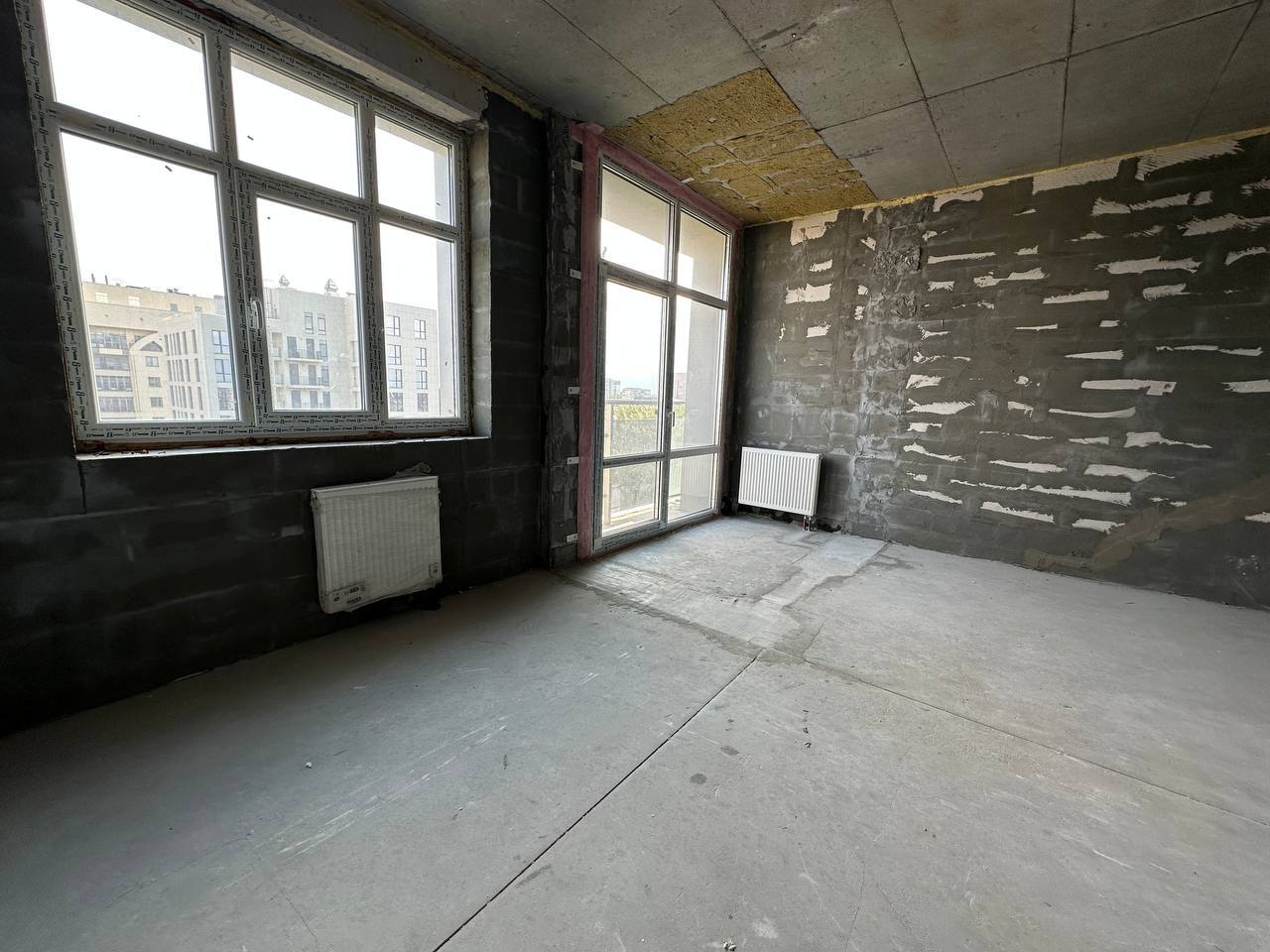 Продажа 2-комнатной квартиры 57 м², Владимира Моссаковского ул.