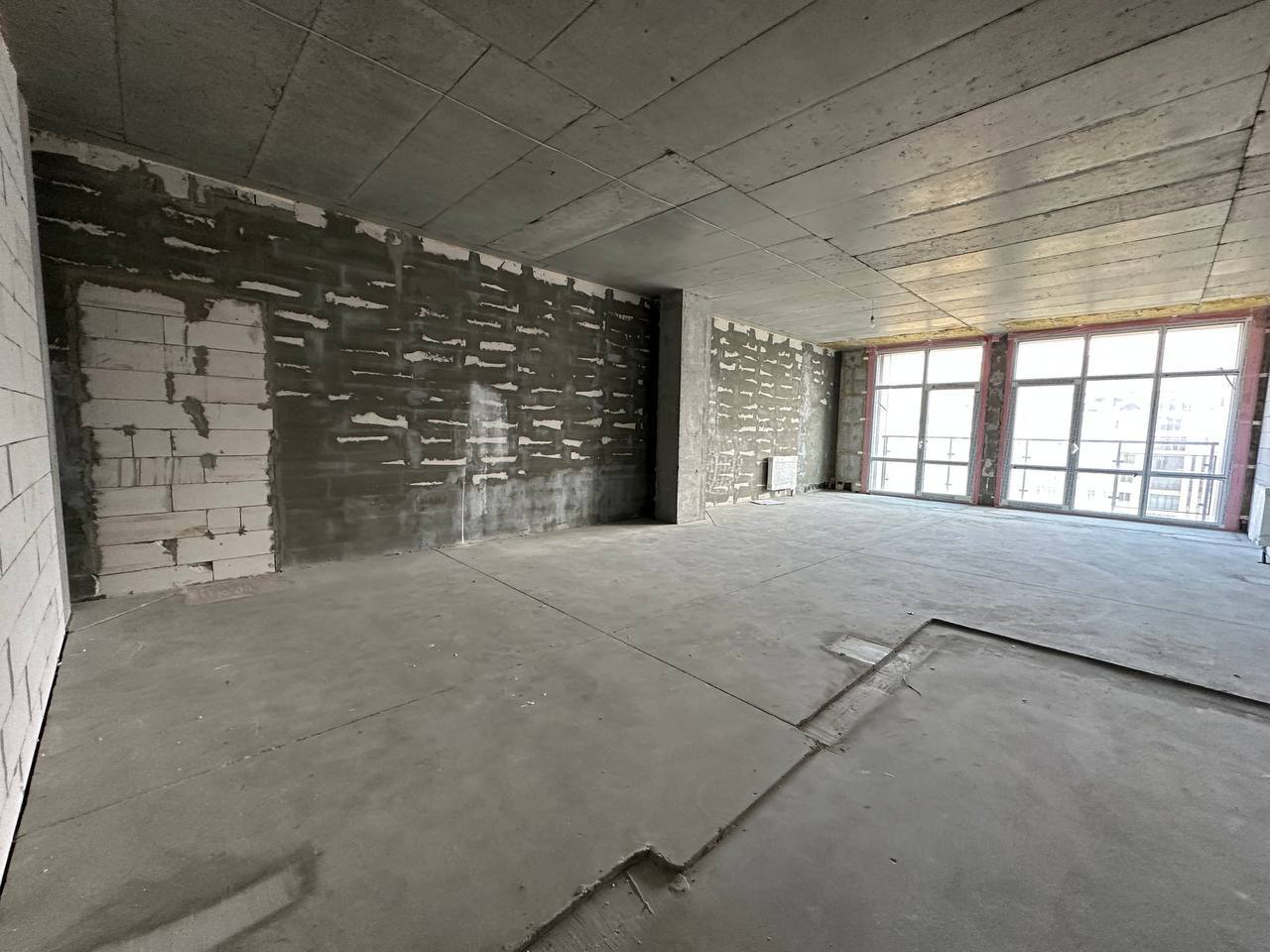 Продажа 2-комнатной квартиры 57 м², Владимира Моссаковского ул.