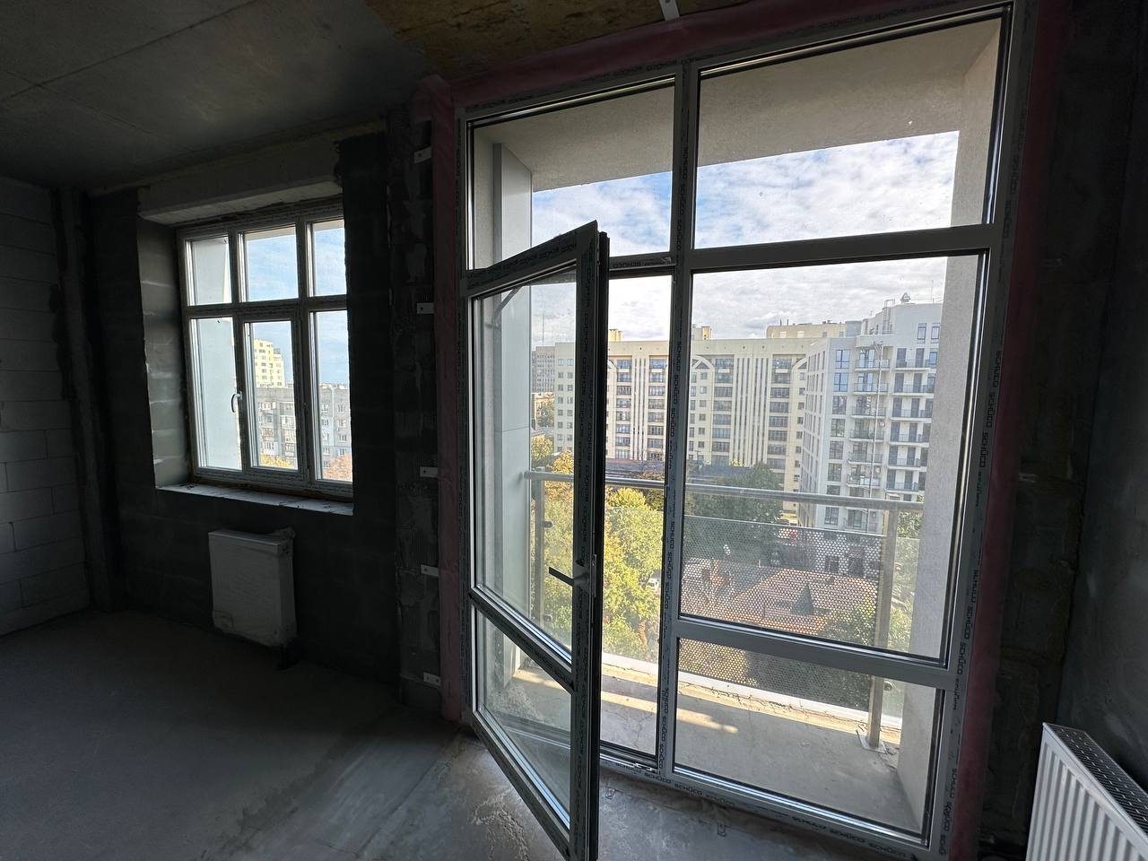 Продажа 2-комнатной квартиры 57 м², Владимира Моссаковского ул.