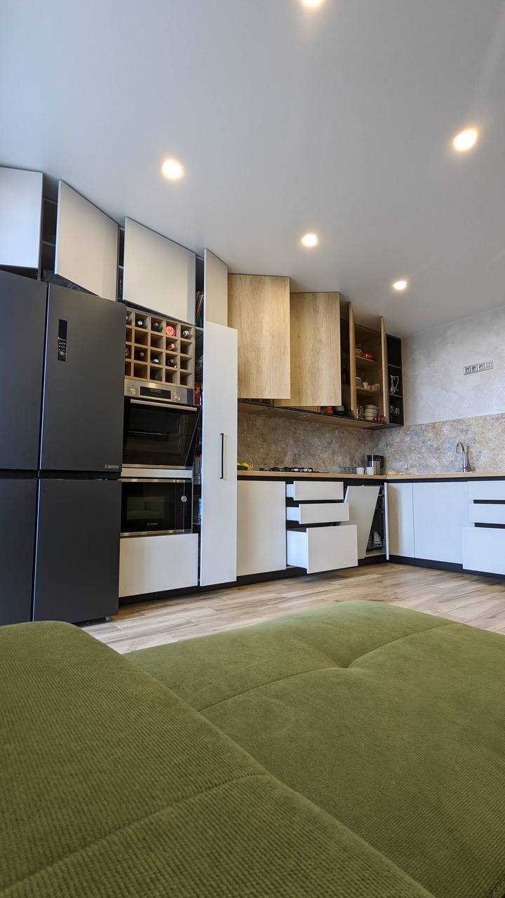 Продажа 4-комнатной квартиры 105 м², Запорожское шоссе