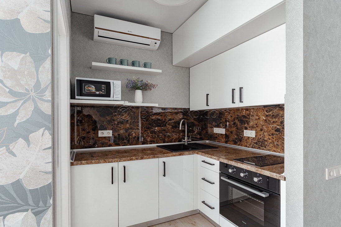 Аренда 3-комнатной квартиры 42 м², Каманина ул., 16А/2