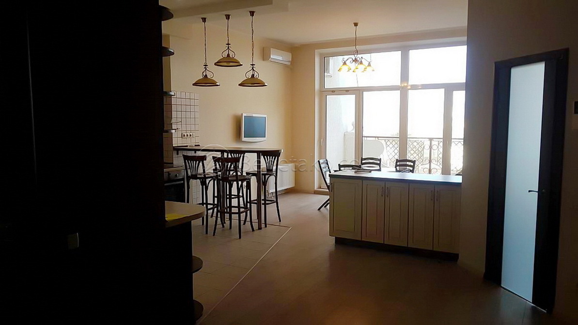 Аренда 3-комнатной квартиры 120 м², Гагаринское Плато ул., 5/3