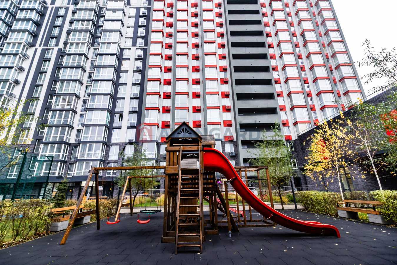 Продаж 2-кімнатної квартири 51.5 м², Генерала Наумова вул., 1б