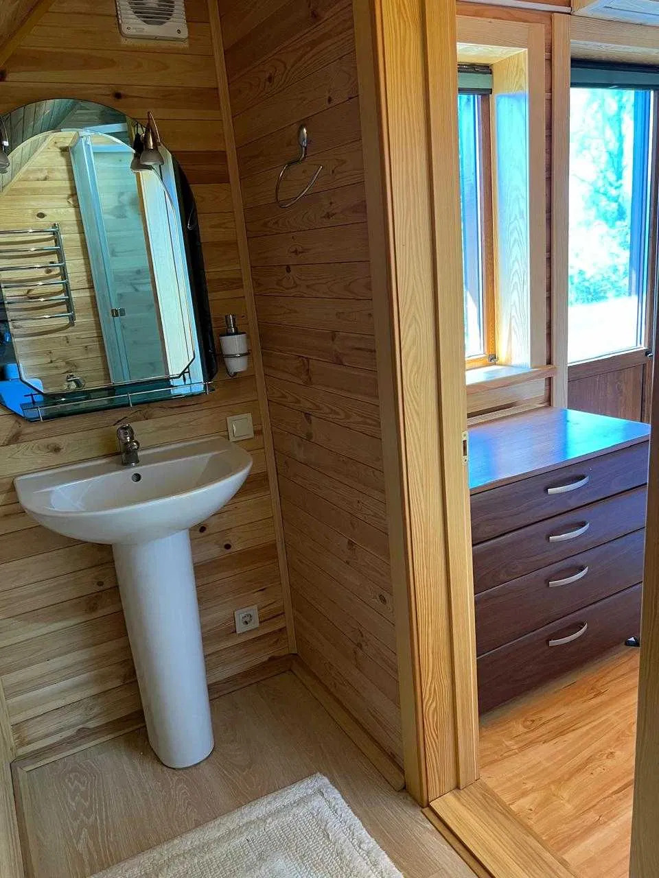 Аренда дома 200 м², 1-я Озерная ул.