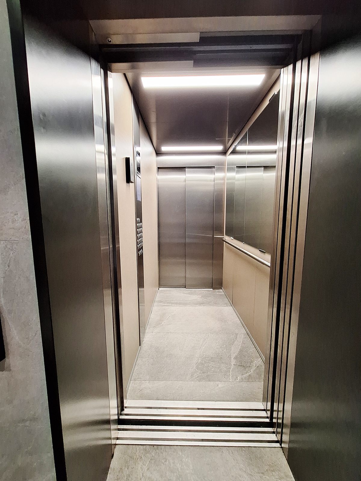 Аренда 1-комнатной квартиры 52 м², Лабораторный пер., 7