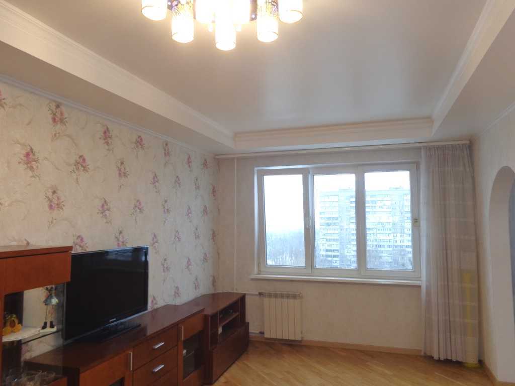 Продаж 3-кімнатної квартири 81 м², Композитора Лятошинського вул., 2
