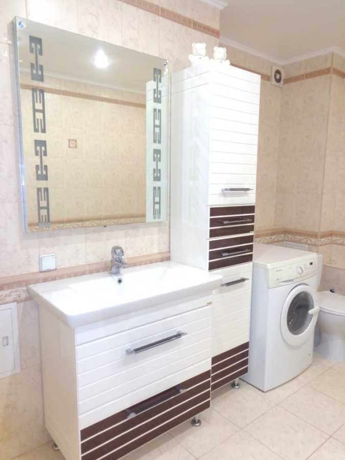 Продаж 3-кімнатної квартири 81 м², Композитора Лятошинського вул., 2