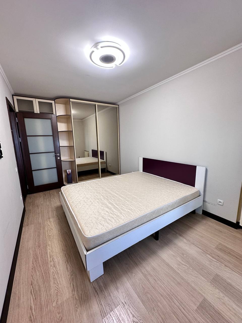 Аренда 3-комнатной квартиры 70 м², Запорожское шоссе