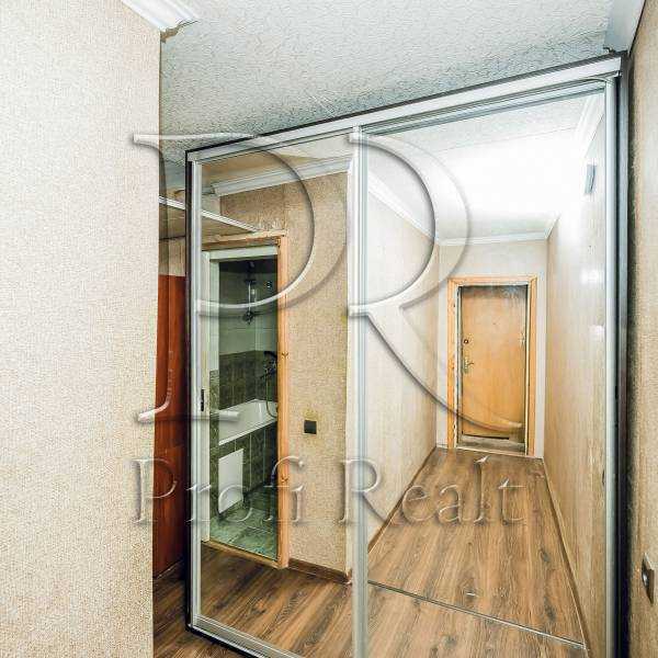 Продаж 1-кімнатної квартири 35 м², Академіка Корольова вул., 6А