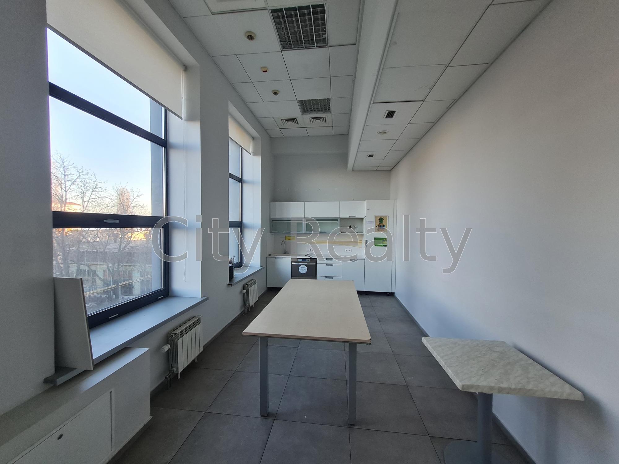 Аренда офиса 640 м², Новоконстантиновская ул., 18