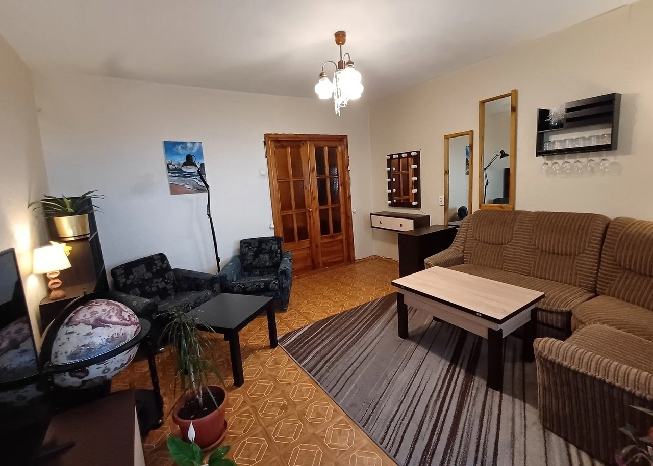 Продажа 3-комнатной квартиры 70 м², Василия Тютюнника ул., 11