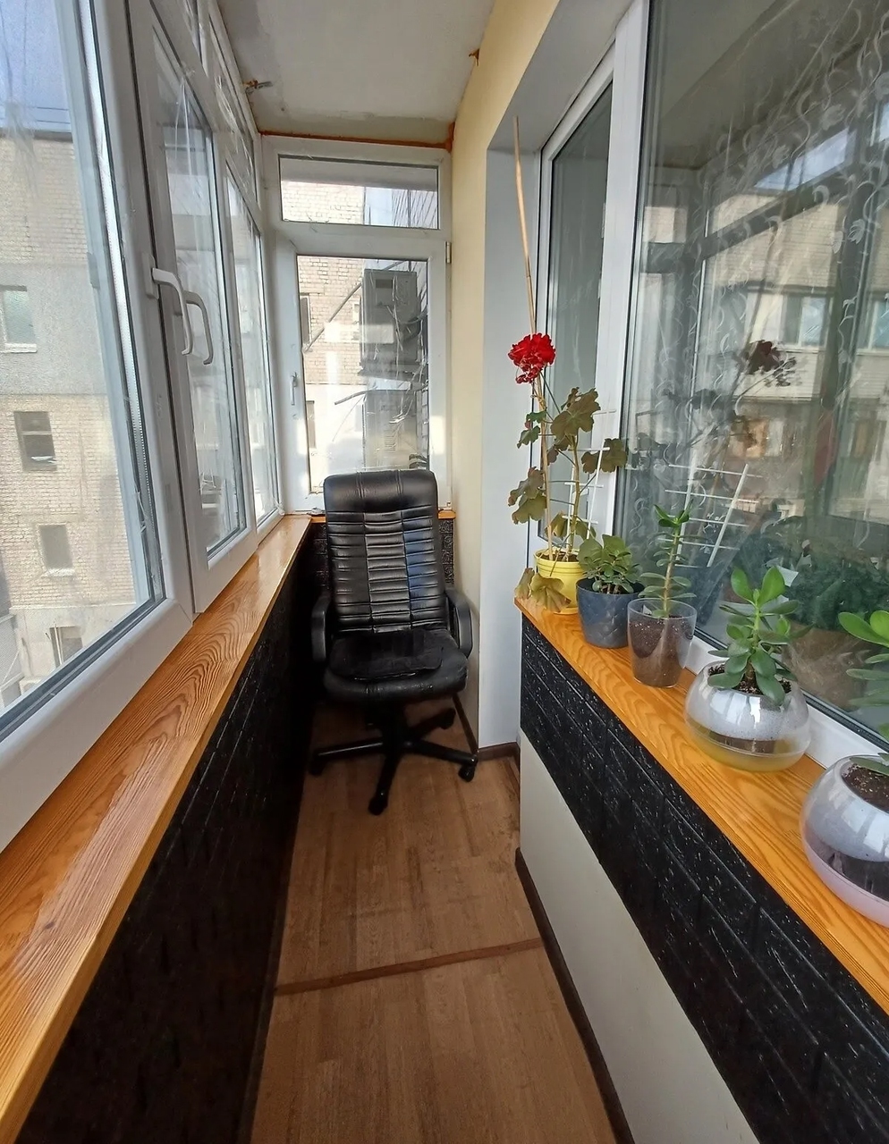 Продажа 3-комнатной квартиры 70 м², Василия Тютюнника ул., 11